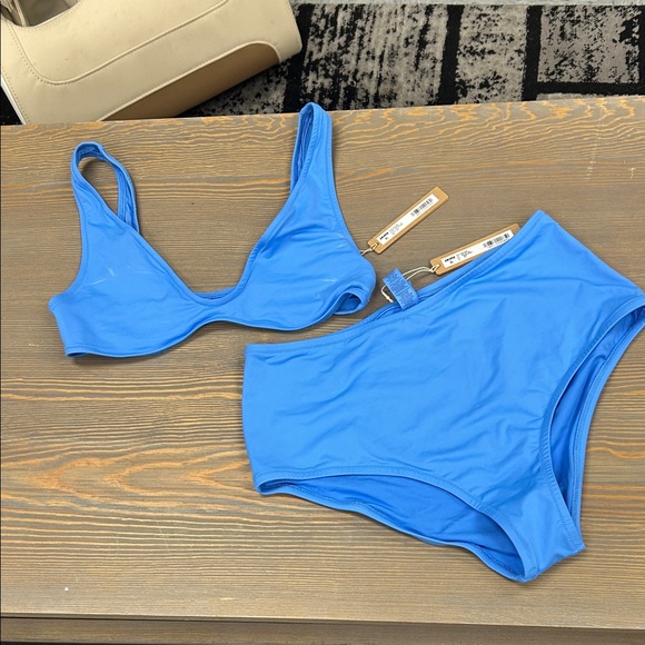 SKIMS Other - SKIMS Bikin Set in TIDE- Medium